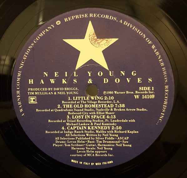 Neil Young – Hawks & Doves - Echoes musicstore